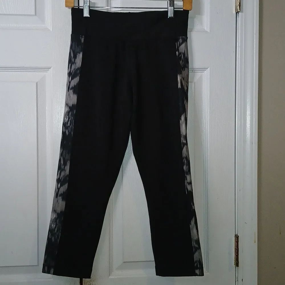 Adidas Climalite black gray workout yoga capri Sz S NWOT